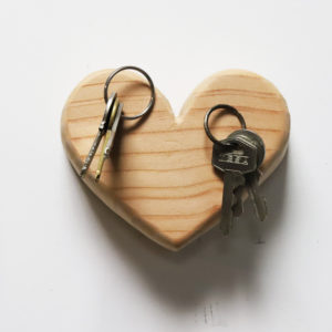 Porte-clefs magnétique en bois